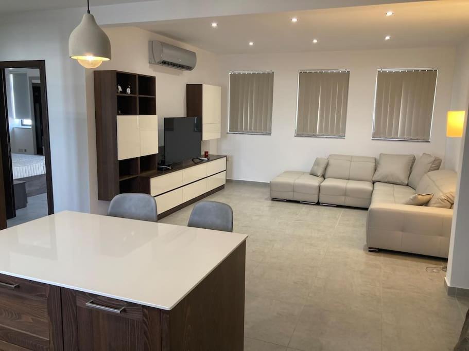 Elegant Maisonette In Malta By Assetflow Pro Marsaskala Exterior foto